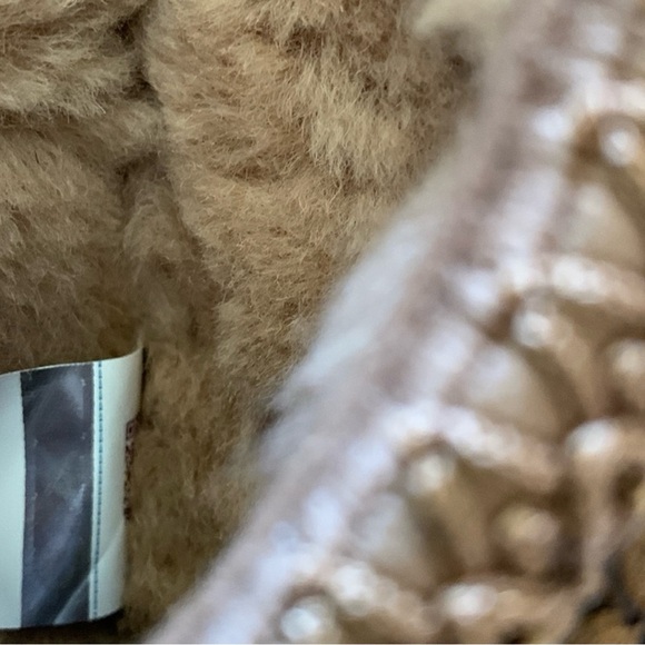 Brand new authentic Ugg Tasman speckles genuine calf hair slipper - Picture 6 of 10